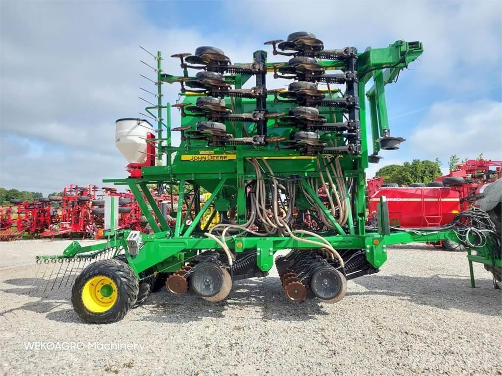 John Deere 750 A Sejalnice