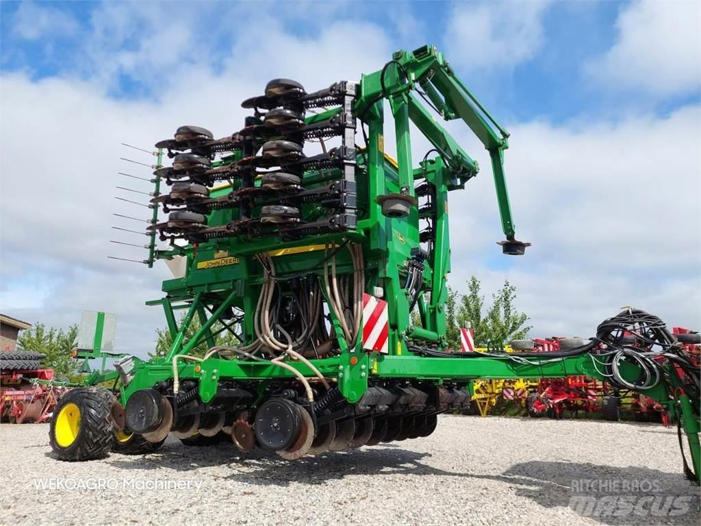 John Deere 750 A Sejalnice