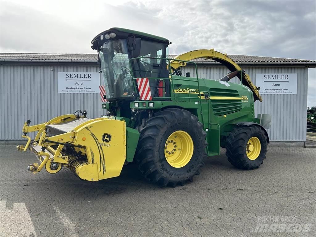 John Deere 7500 Kombajni za krmo
