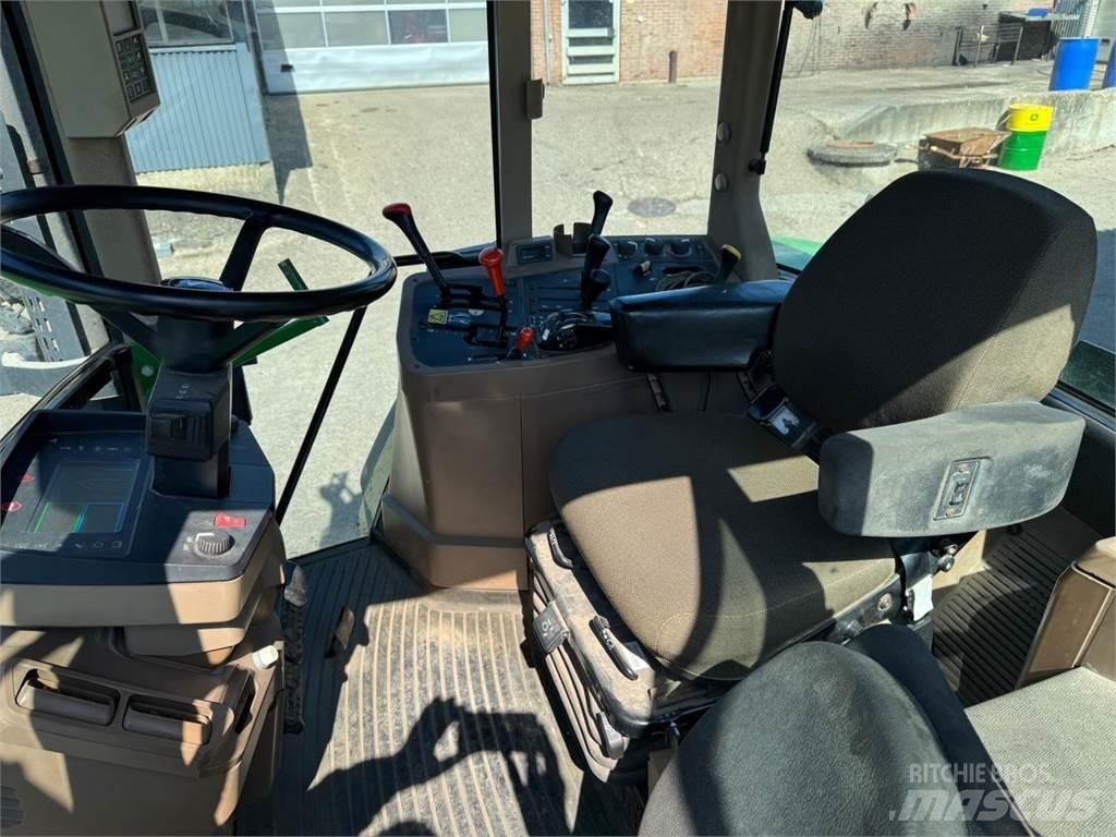 John Deere 7810 Traktorji