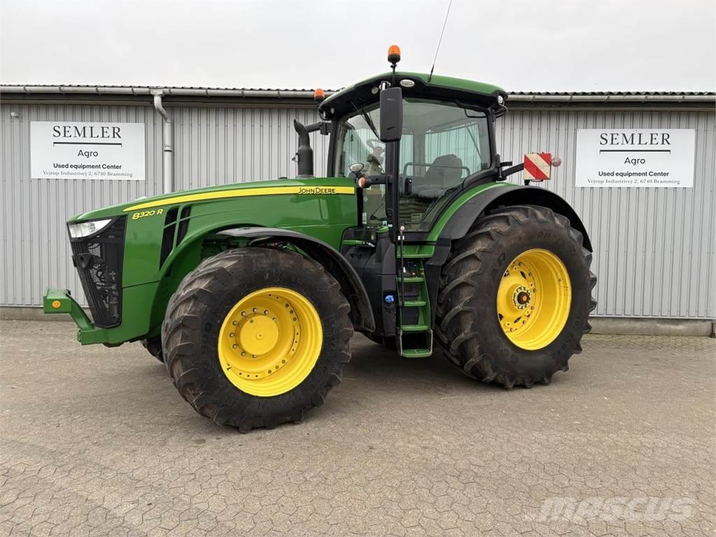 John Deere 8320R Traktorji
