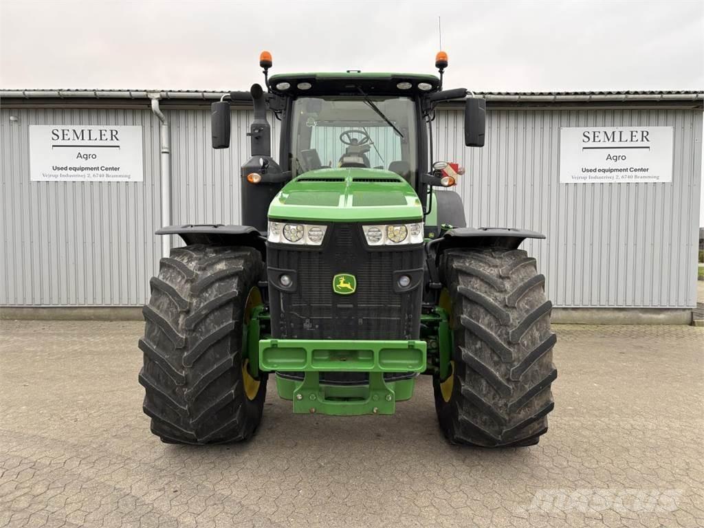 John Deere 8320R Traktorji