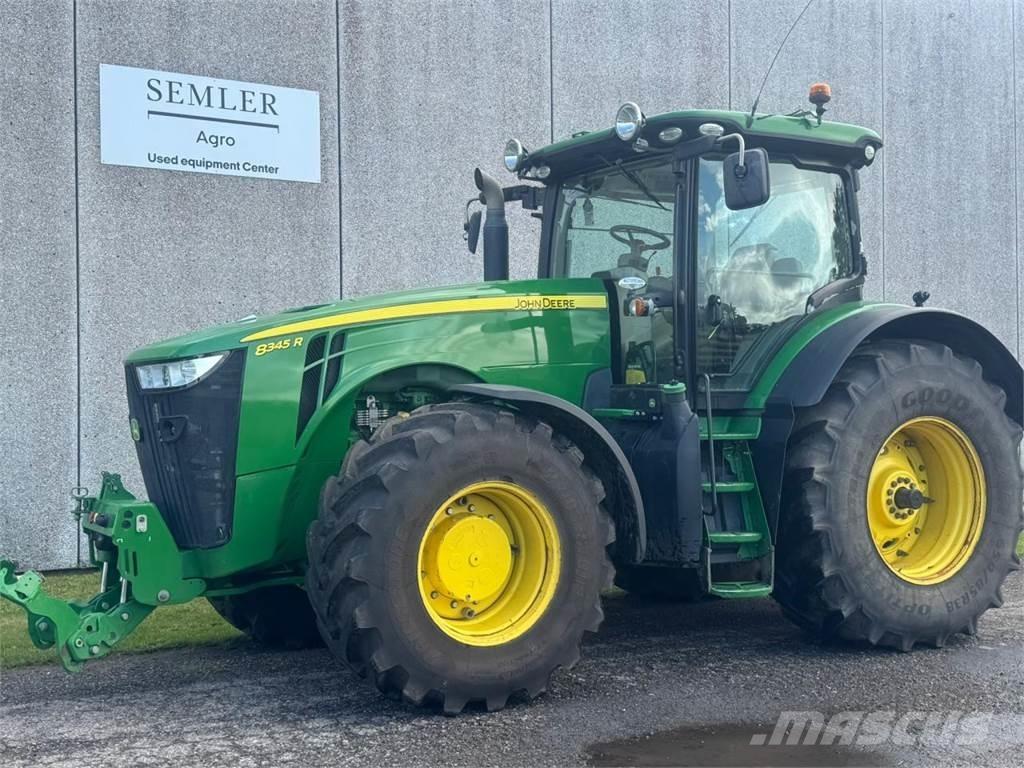 John Deere 8345R Traktorji