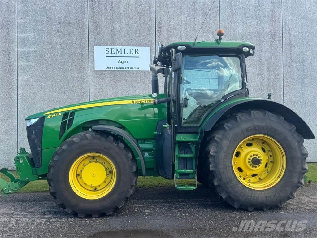 John Deere 8345R Traktorji