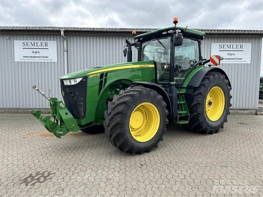 John Deere 8370R Traktorji