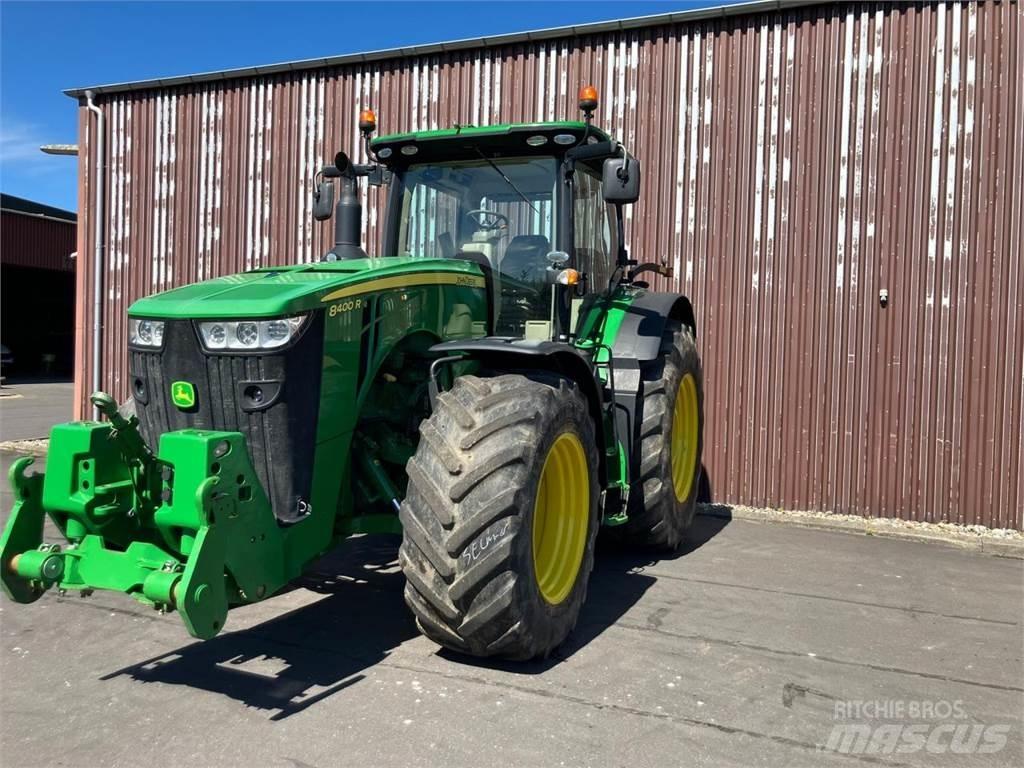 John Deere 8400R Traktorji