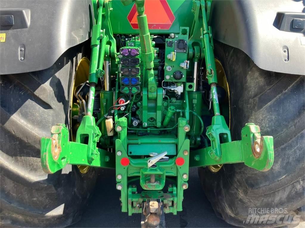 John Deere 8400R Traktorji