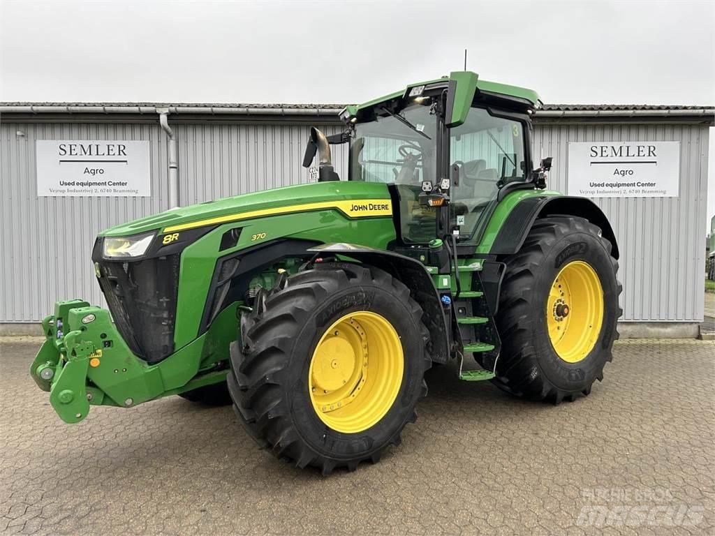 John Deere 8R 370 Traktorji