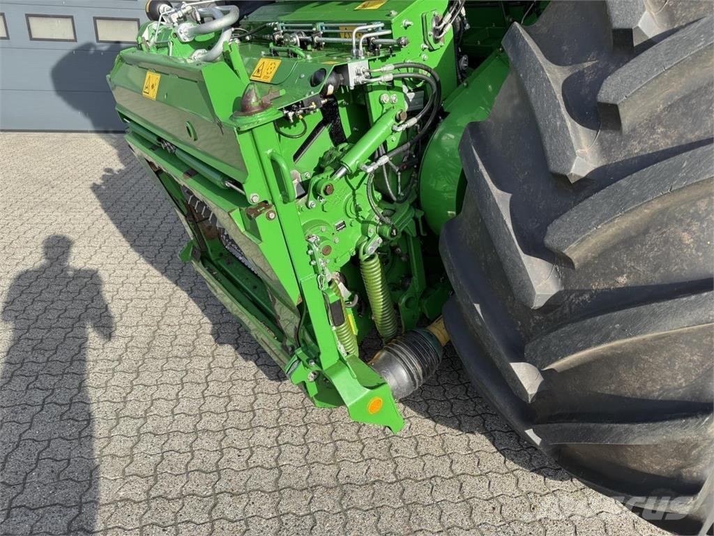 John Deere 9800 Kombajni za krmo