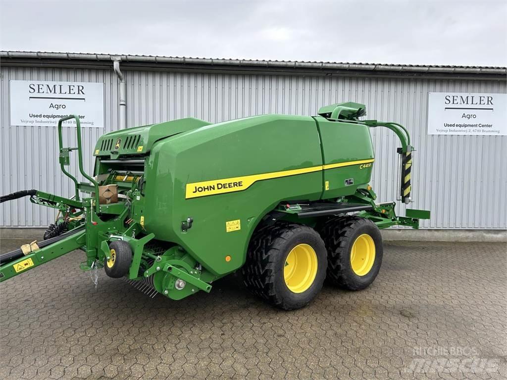 John Deere C441R Balirke (okrogle bale)