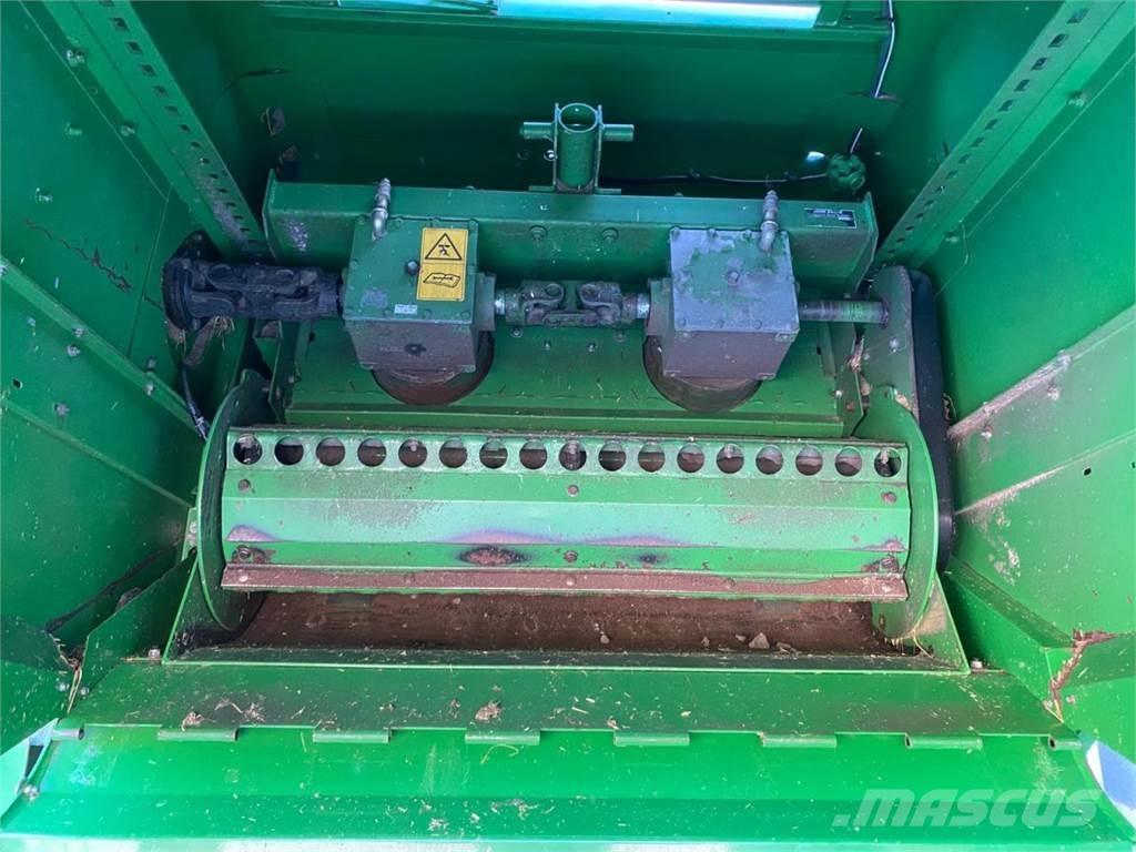 John Deere C670 Kombajni