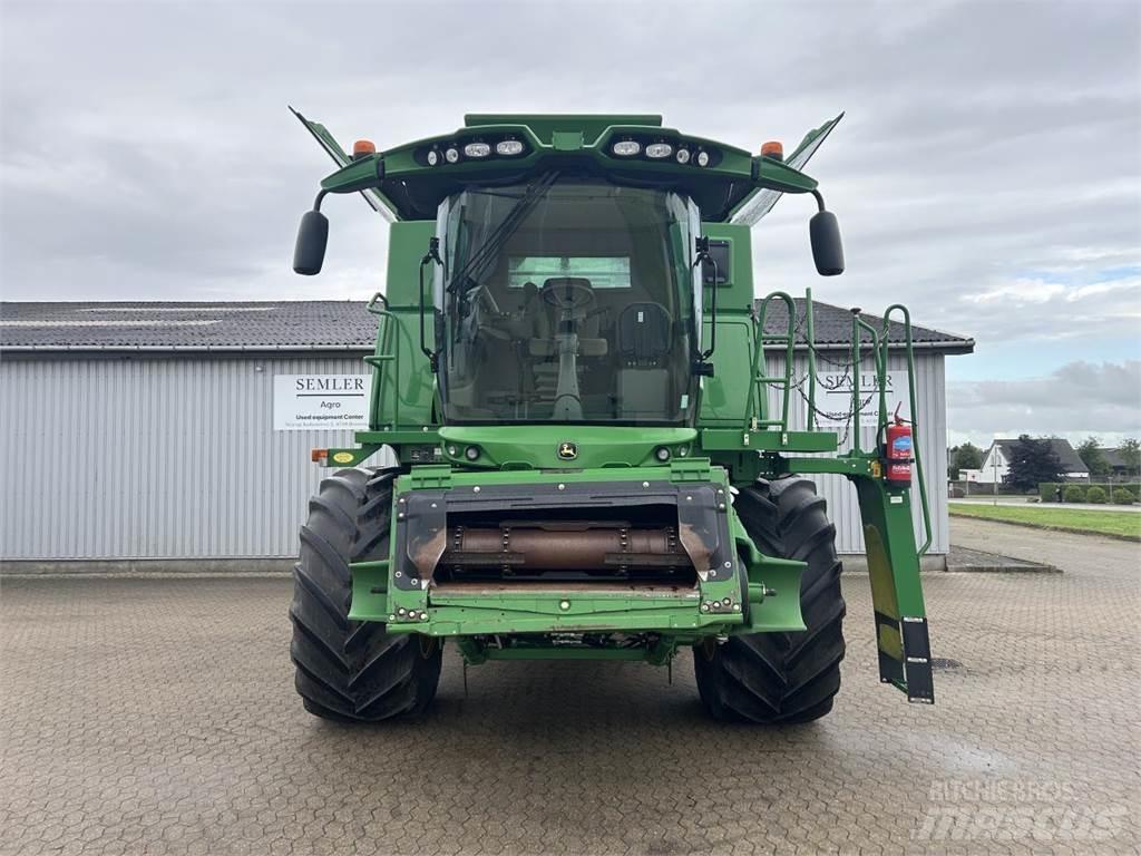 John Deere S690 Kombajni