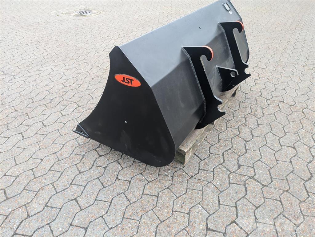 JST M SKOVL Druga oprema za traktorje