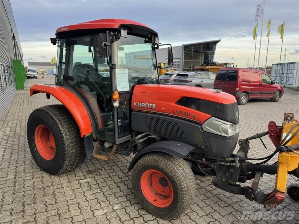 Kubota 5740 Manjši traktorji