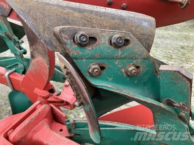 Kverneland EG200 Obračalni plugi