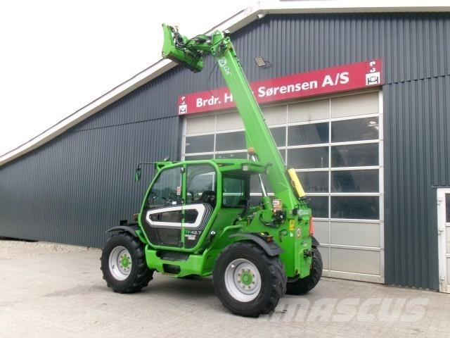 Merlo TF42.7 Teleskopski viličarji