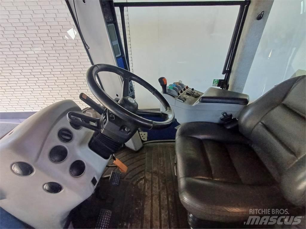 New Holland T9040 Traktorji