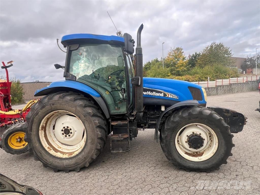 New Holland TS115A Traktorji