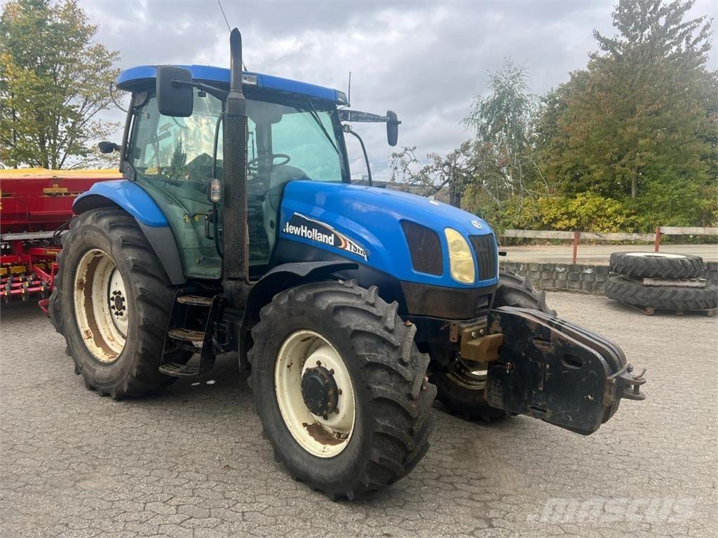 New Holland TS115A Traktorji