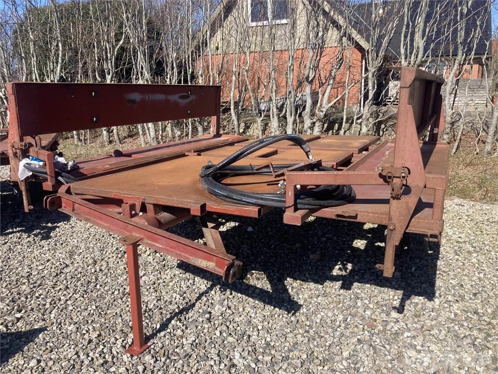 Spragelse 325 Prikolica za bale