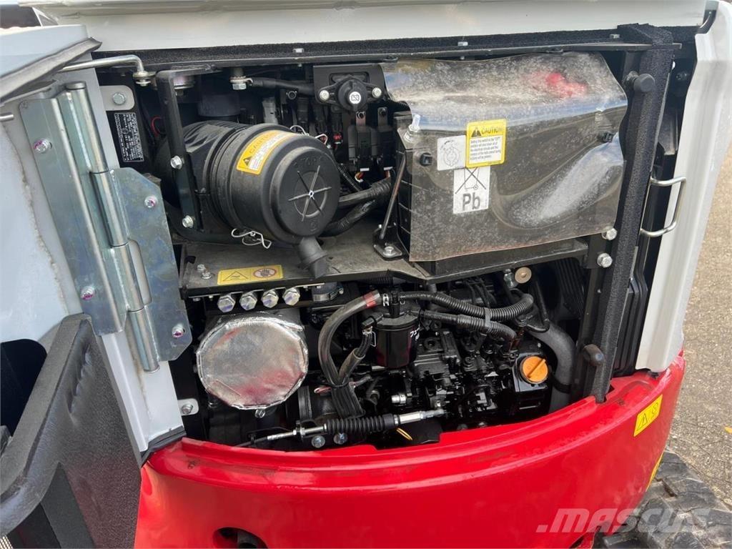 Takeuchi TB325R Mini bagri <7t