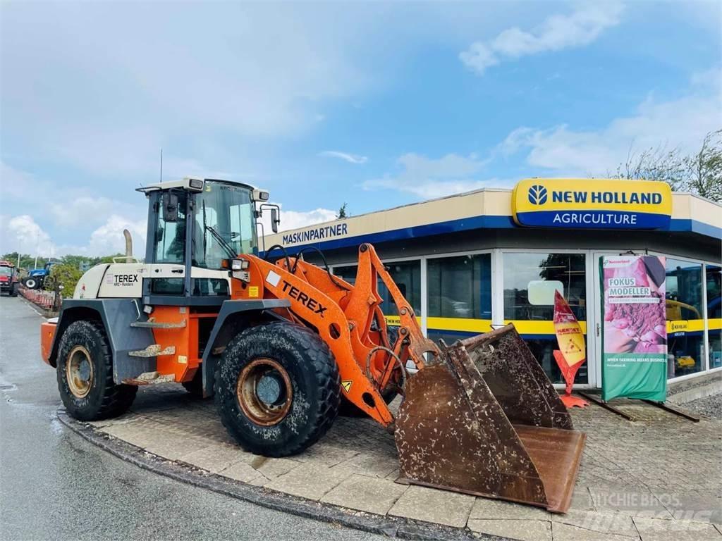 Terex TL260 Kolesni nakladalci