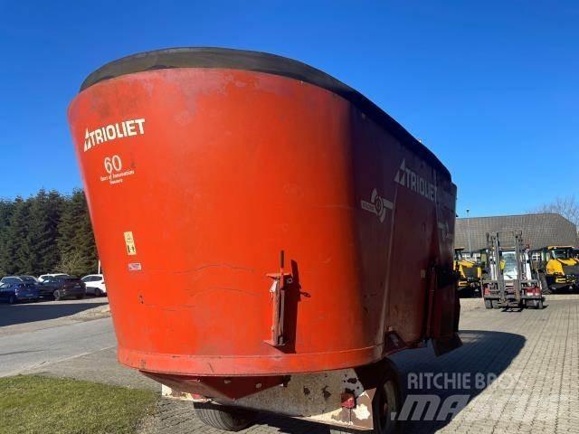 Trioliet 2400 L Samonakladalke