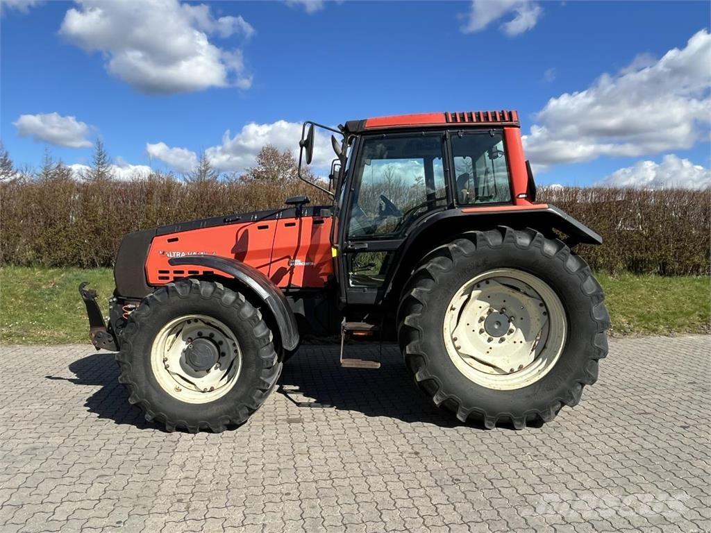 Valtra 8550 Traktorji