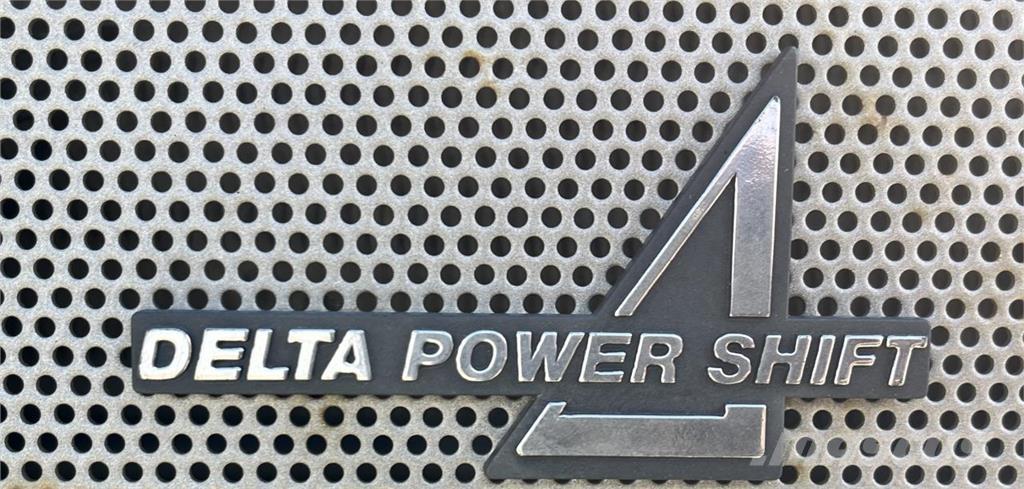 Valtra 8550 Traktorji