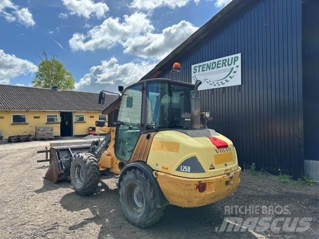Volvo L25 B Mini nakladalci