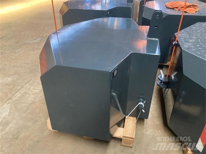  - - -  1800 KG Sprednje uteži