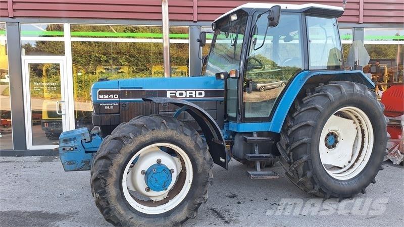 Ford 8240 Traktorji