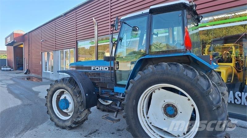 Ford 8240 Traktorji