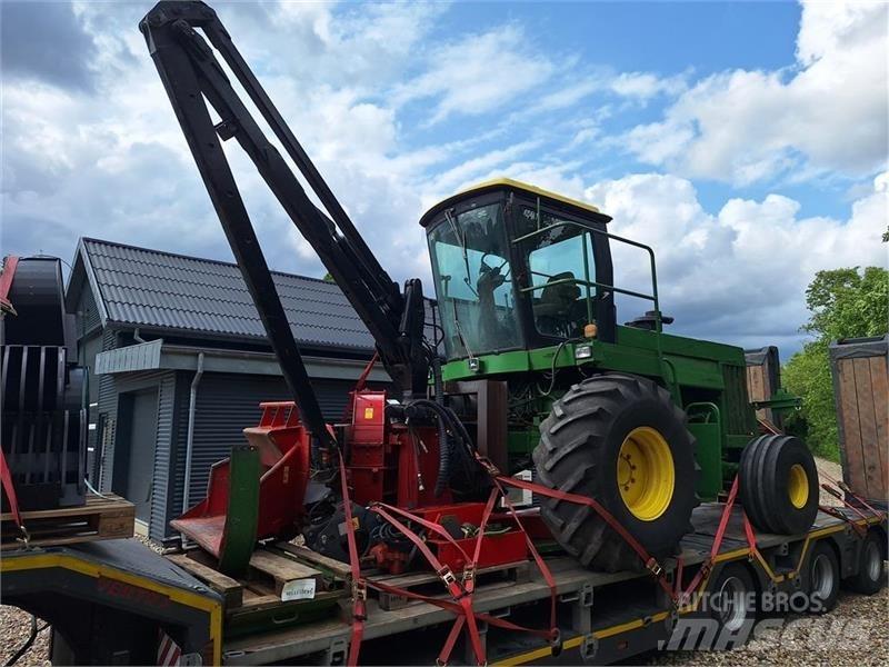 John Deere  Stroji za krmo na lastni pogon