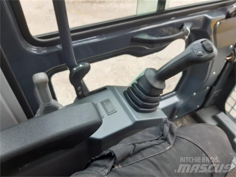  - - -  xcmg  xe150e Bagri goseničarji