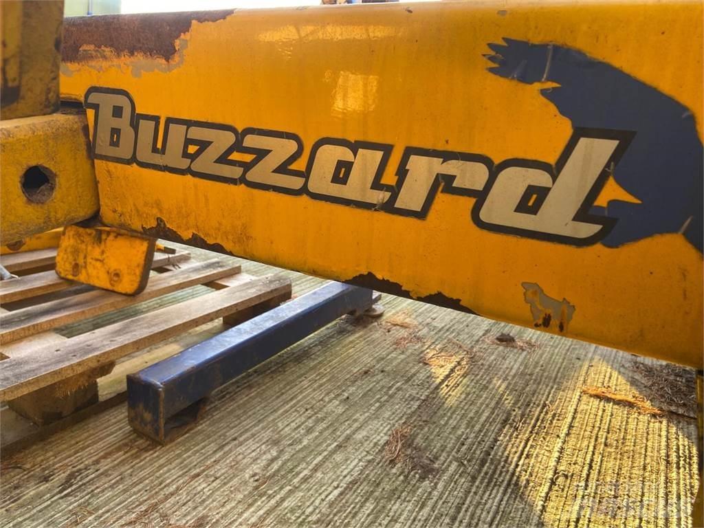 Bomford Buzzard Rezač za bale, oprema za rezanje in odvijanje bal
