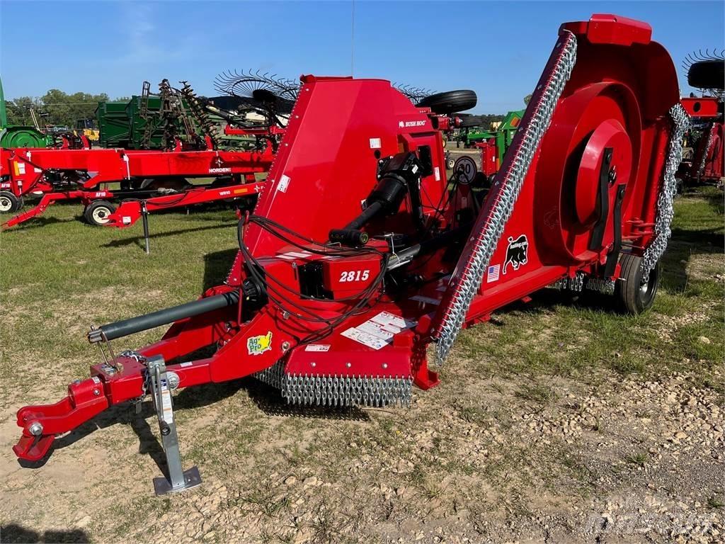 Bush Hog 2815 Rezač za bale, oprema za rezanje in odvijanje bal