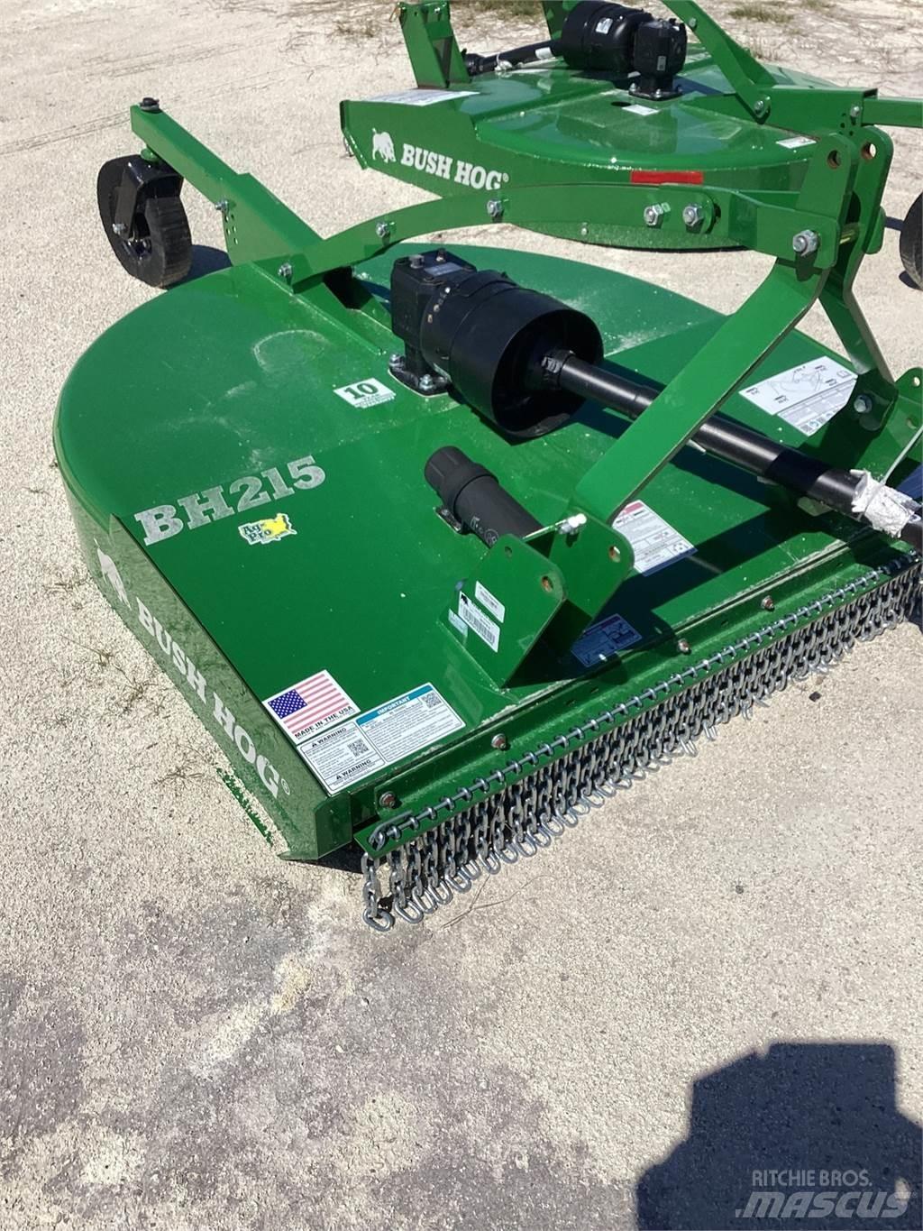 Bush Hog BH215 Rezač za bale, oprema za rezanje in odvijanje bal