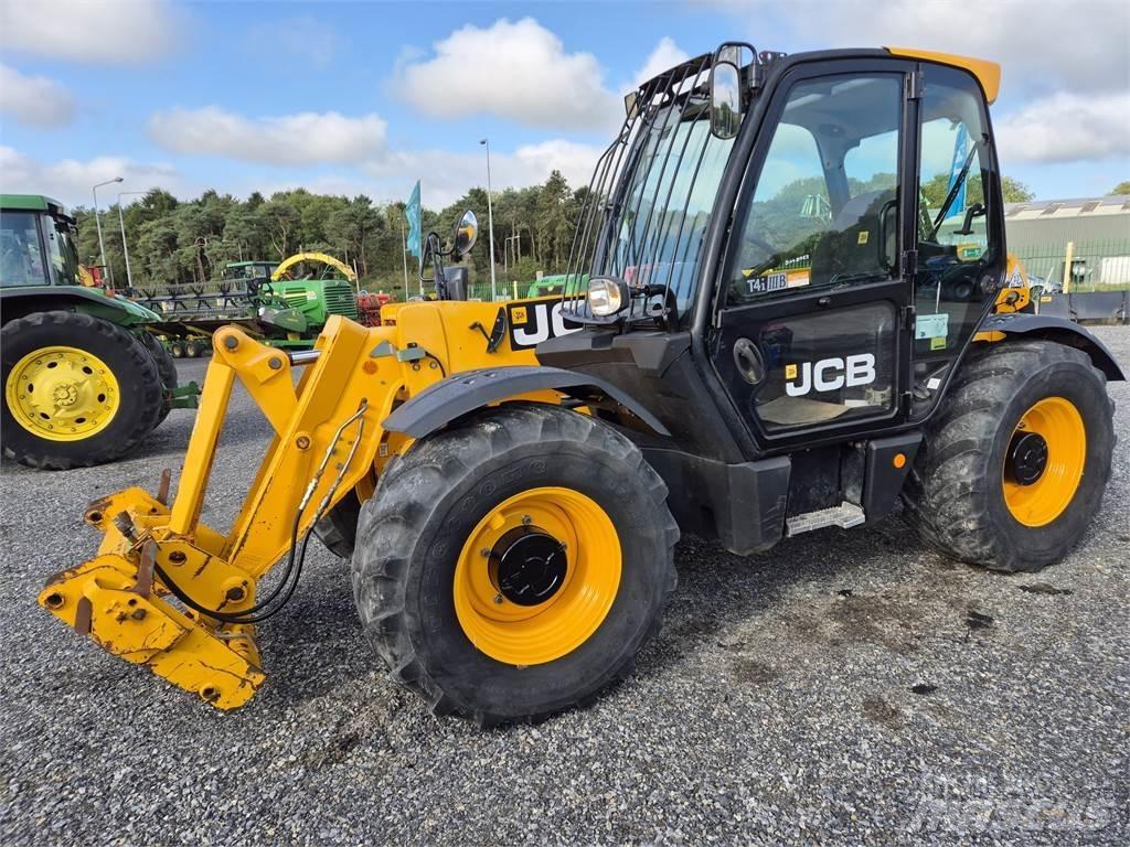 JCB 531-70 Kmetijski teleskopski nakladalci