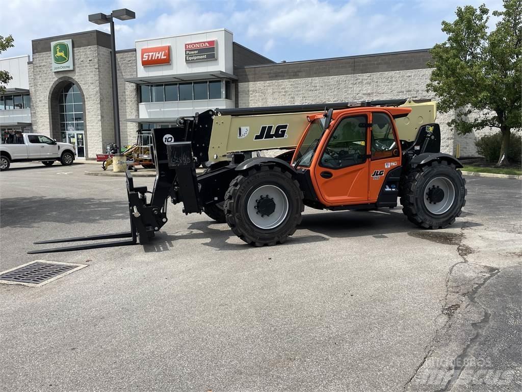 JLG 1055 Teleskopski viličarji