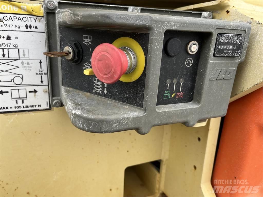 JLG 3246ES Druga dvigala/žerjavi