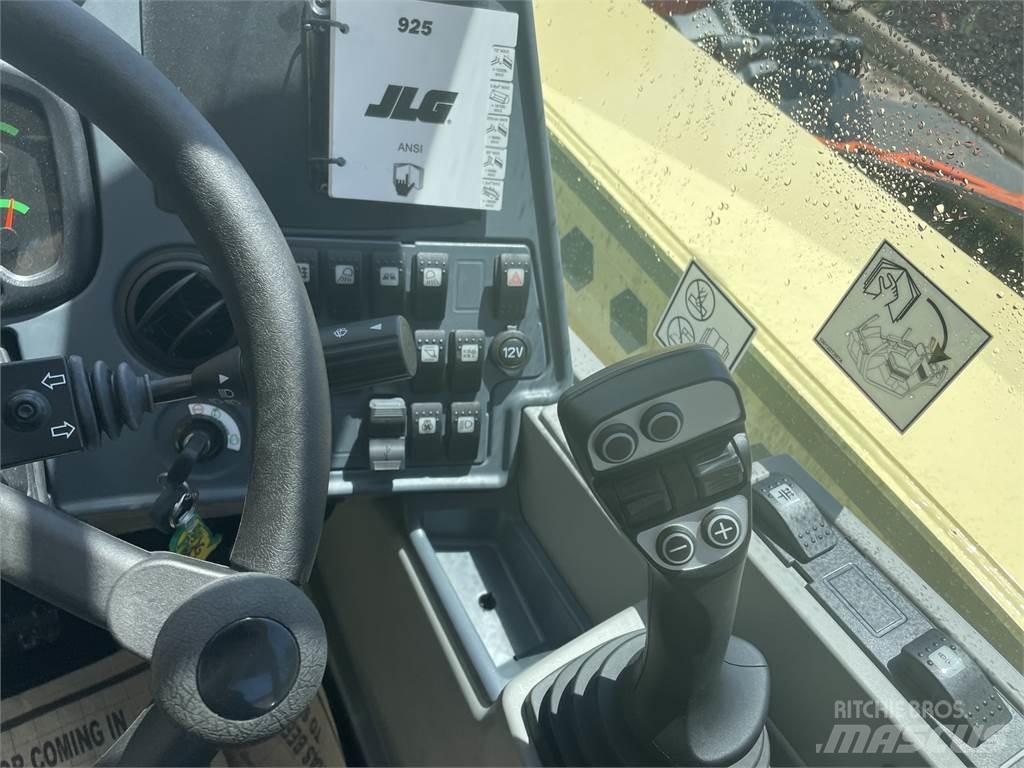 JLG 925 Teleskopski viličarji