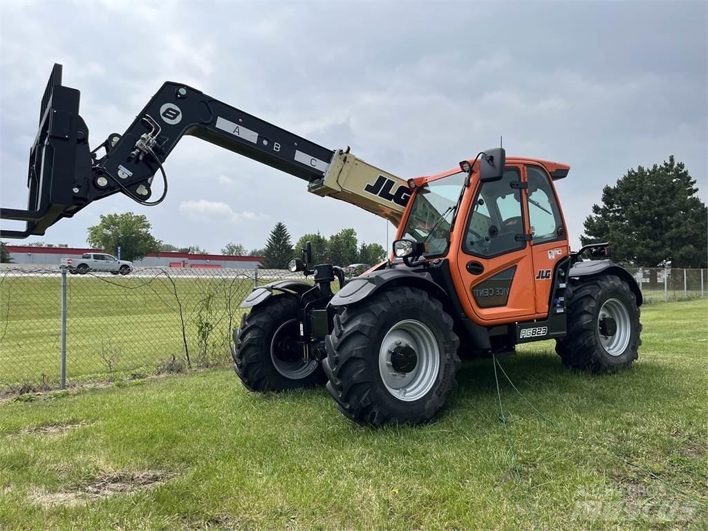 JLG AG823 Teleskopski viličarji