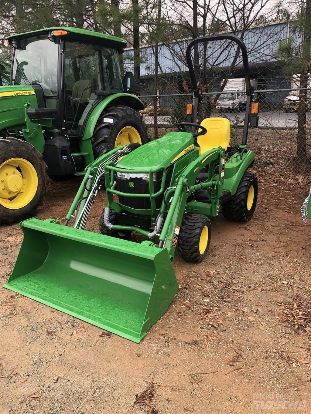 John Deere 1023E Manjši traktorji