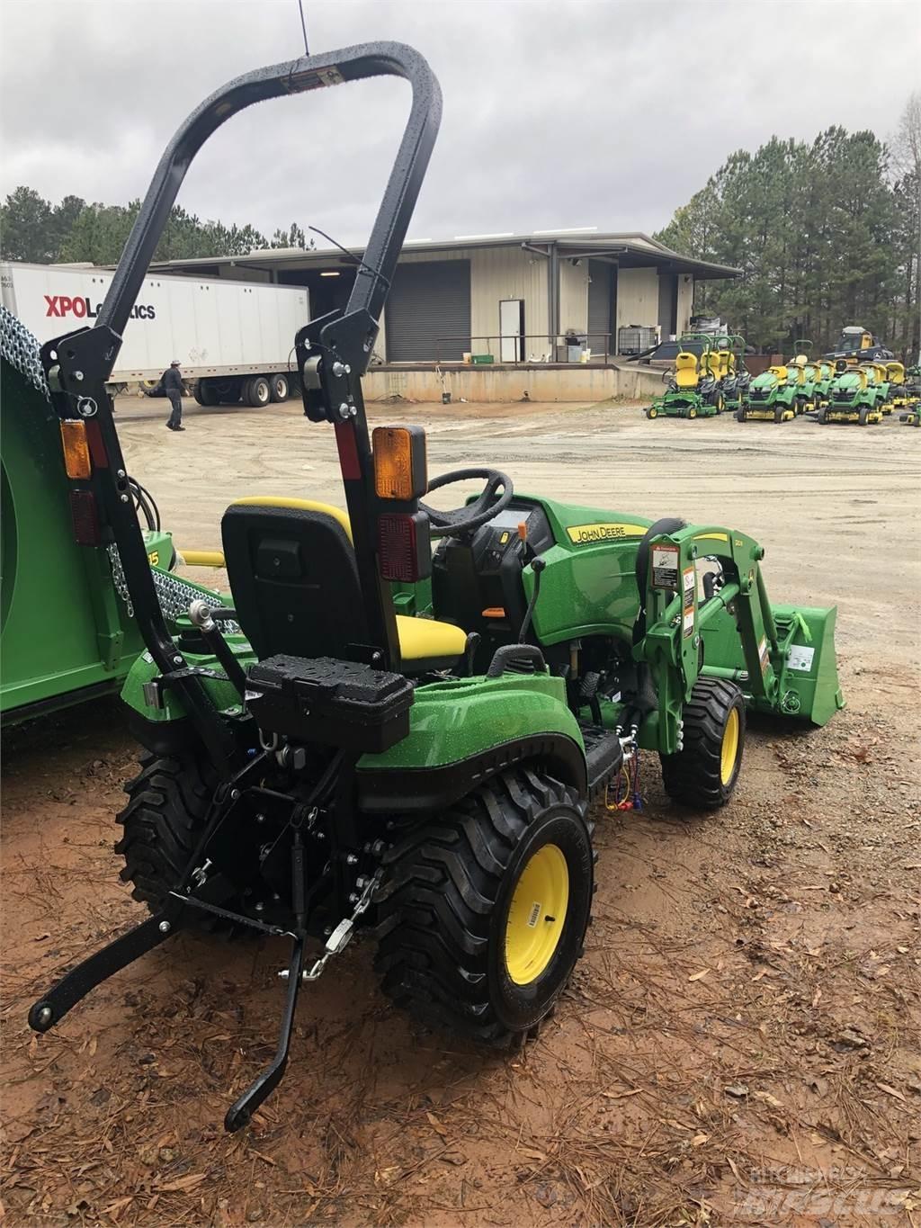 John Deere 1023E Manjši traktorji
