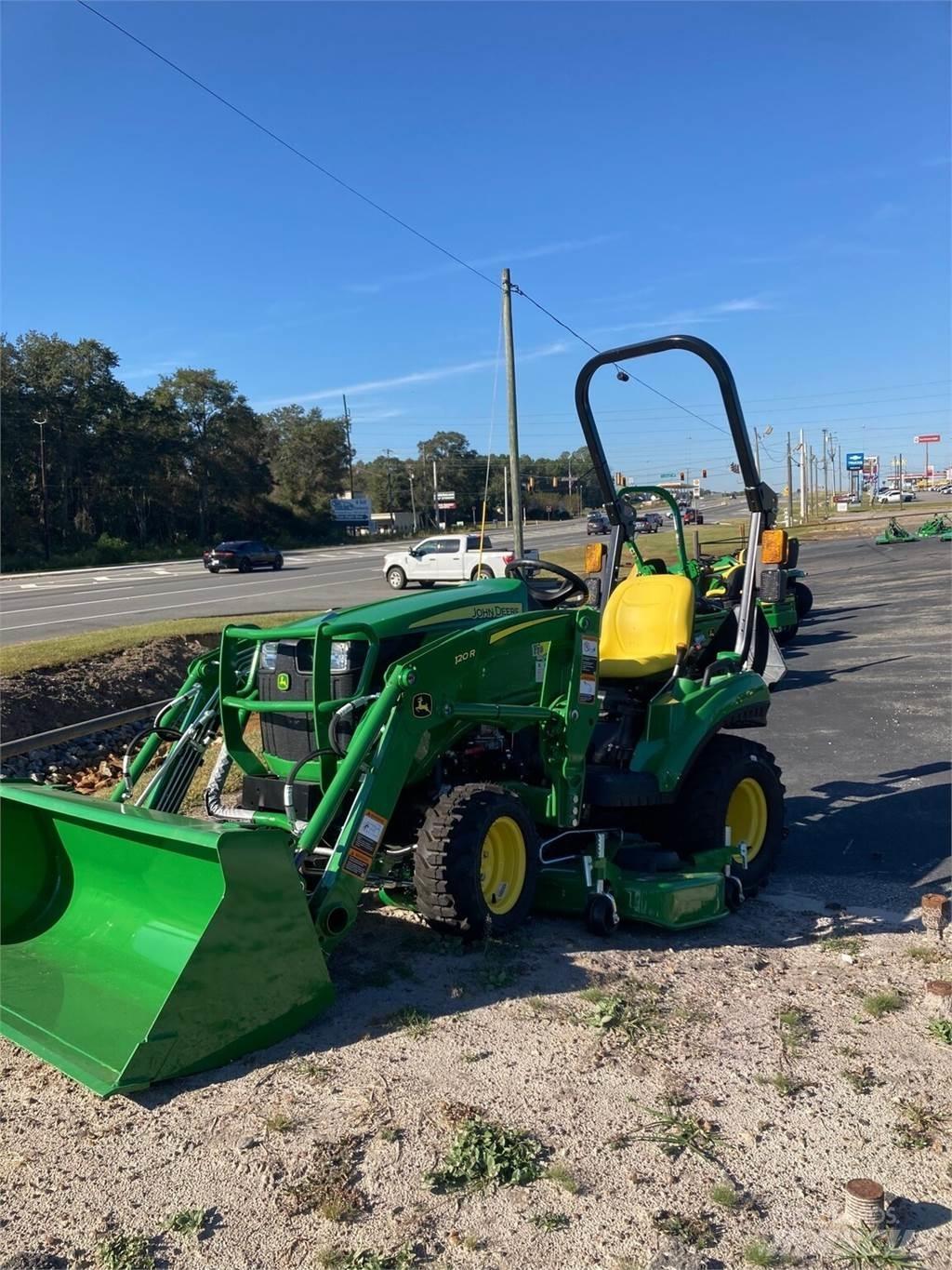 John Deere 1023E Manjši traktorji
