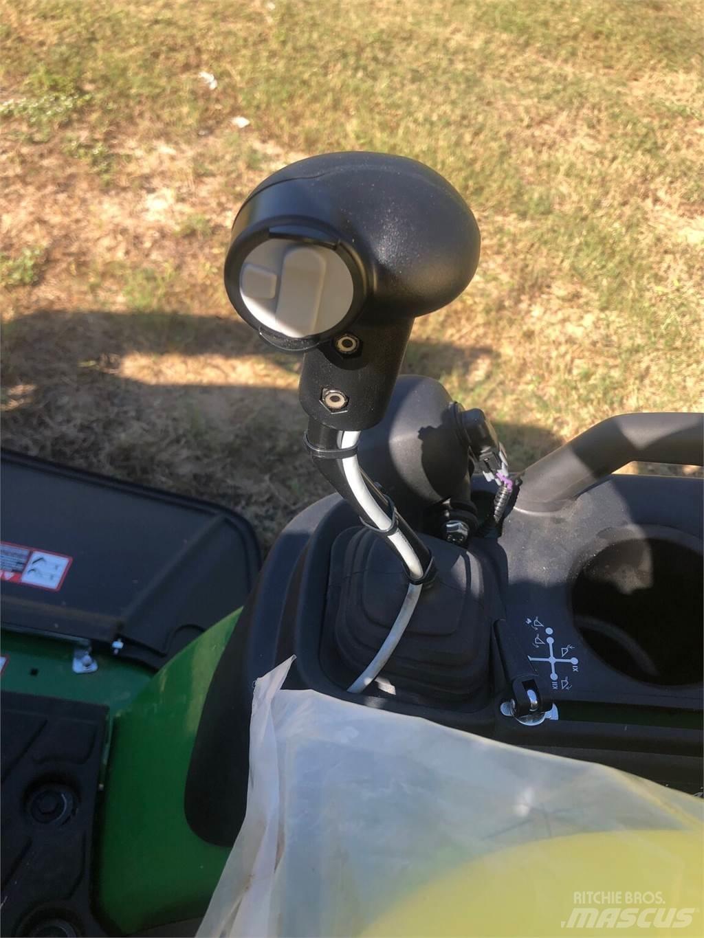 John Deere 1025R Manjši traktorji