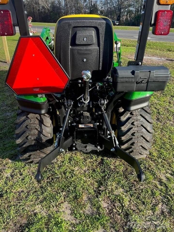 John Deere 1025R Manjši traktorji