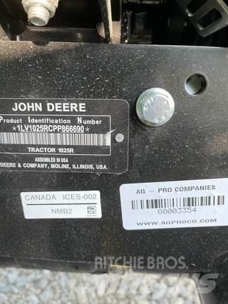 John Deere 1025R Manjši traktorji