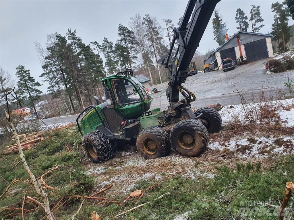 John Deere 1270G Harvesterji